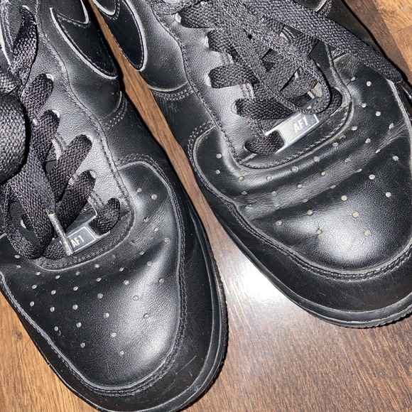 Nike Air Force 1 Low‎ Top Mens Size US 11 Sneakers Black on Black 315122-001 - Picture 7 of 8